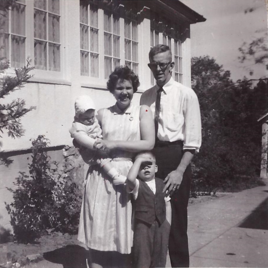1962-04 04.jpeg